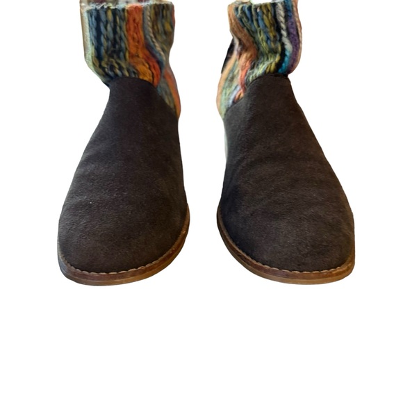 *Women’s Toms Size 10 “Leila Chocolate Suede Multi Textile” Heeled Booties - Picture 4 of 13